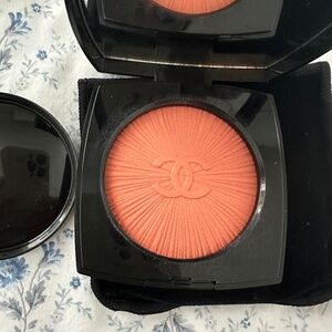 Chanel Blush Lumiere Peche Rosee LE